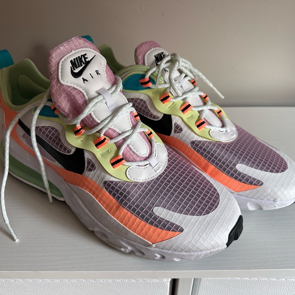 Nike Air Max 270 React SE